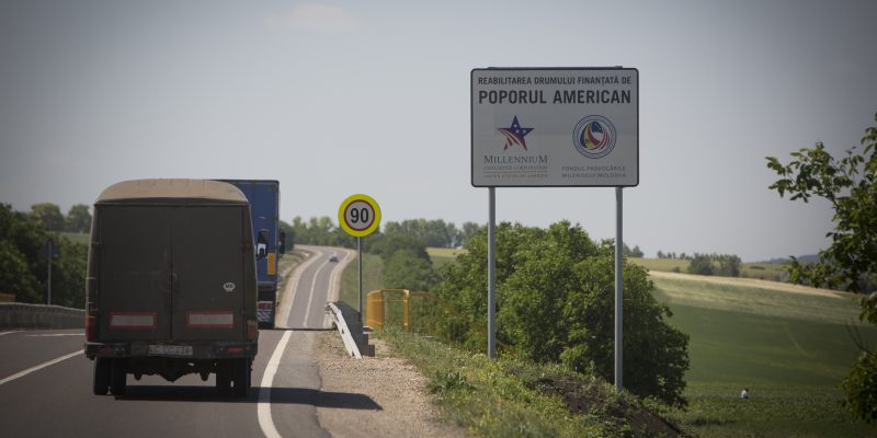 Photo of the new 93km stretch of road from Sarateni to Soroca, rehabilitated under MCC's Moldova Compact.